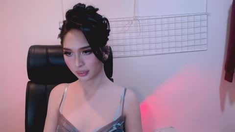 Snapshot of multicummer_kitty chatting on 5, 4, 2026 multicummer_kitty online show from 5, 4, 2026