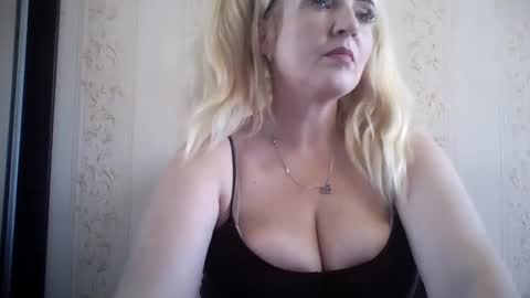 Multiply orgazm online show from 18, 1, 2025