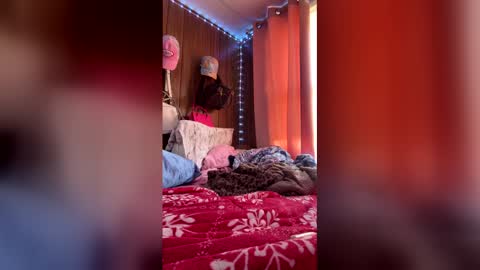 mumnxdor online show from 28, 3, 2026