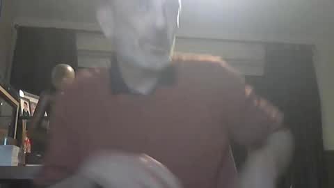 Snapshot of munch10 chatting on 19, 4, 2026 munch10 online show from 19, 4, 2026