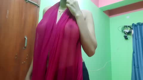 Snapshot of muniya00900 chatting on 23, 7, 2026 Arisha12 online show from 23, 7, 2026