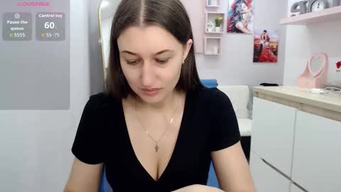 Snapshot of muriel_elvin chatting on 15, 9, 2025 muriel_elvin online show from 15, 9, 2025