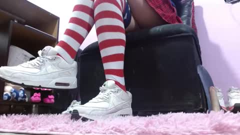 Snapshot of murielbrown chatting on 19, 2, 2025 Muriel online show from 19, 2, 2025