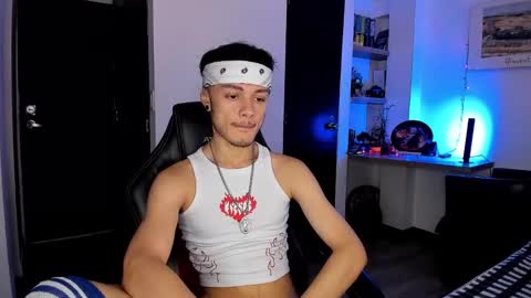 murielkarmesi online show from 10, 1, 2025