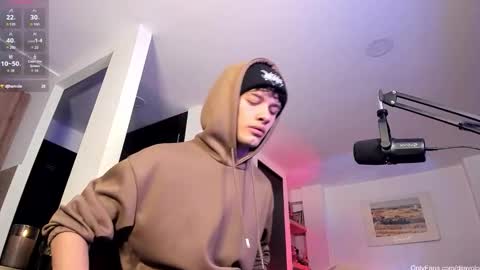 murielkarmesi online show from 15, 10, 2025