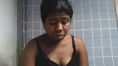Snapshot of murielleee chatting on 7, 7, 2026 murielleee online show from 7, 7, 2026