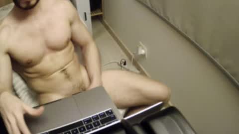 Snapshot of muscle_boy2345 chatting on 20, 9, 2025 muscle_boy2345 online show from 20, 9, 2025
