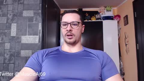 Snapshot of muscleaj69 chatting on 10, 2, 2025 AJ online show from 10, 2, 2025