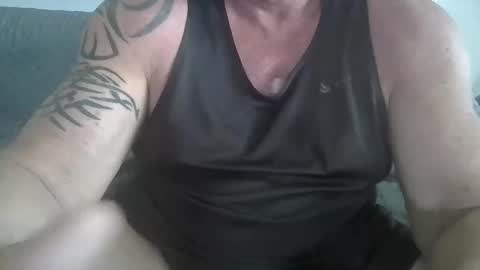 Muscleddaddy online show from 11, 2, 2025
