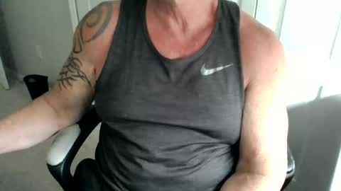 Muscleddaddy online show from 5, 8, 2026