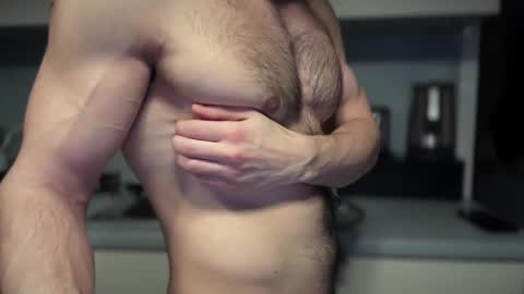 musclehair3 online show from 30, 1, 2025