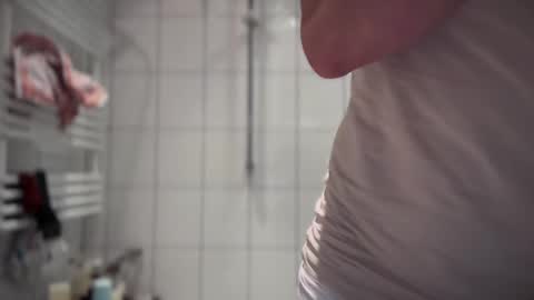 musclehair3 online show from 3, 2, 2025