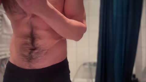 musclehair3 online show from 22, 2, 2025