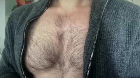 Snapshot of musclehair3 chatting on 30, 4, 2026 musclehair3 online show from 30, 4, 2026