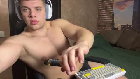 Snapshot of musclephantom chatting on 22, 4, 2026 Egor online show from 22, 4, 2026