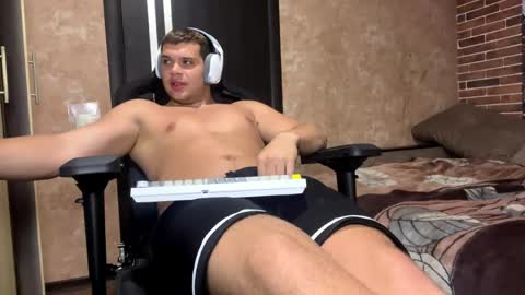 Snapshot of musclephantom chatting on 4, 6, 2026 Egor online show from 4, 6, 2026