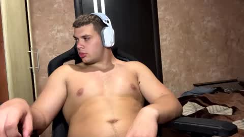 Snapshot of musclephantom chatting on 24, 6, 2026 Egor online show from 24, 6, 2026