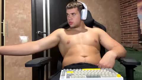 Snapshot of musclephantom chatting on 29, 6, 2026 Egor online show from 29, 6, 2026