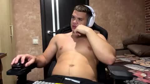 Snapshot of musclephantom chatting on 15, 7, 2026 Egor online show from 15, 7, 2026
