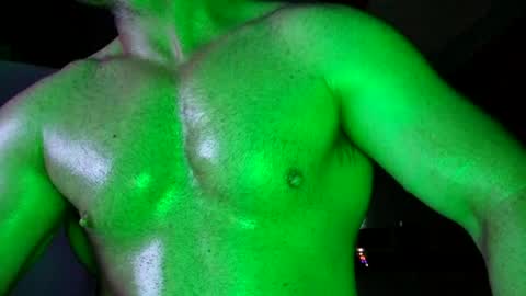 Snapshot of muscles_hulk chatting on 29, 7, 2026 Hulk Muscles - NEW ACCOUNT online show from 29, 7, 2026