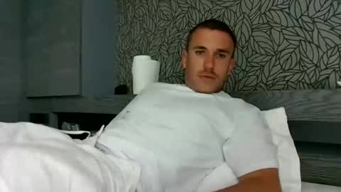 muscleshow00 online show from 5, 3, 2026