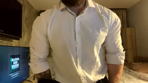 Snapshot of muscularjuggler chatting on 7, 2, 2026 muscularjuggler online show from 7, 2, 2026