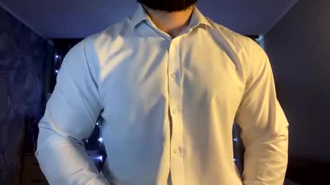 Snapshot of muscularjuggler chatting on 9, 3, 2026 muscularjuggler online show from 9, 3, 2026