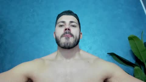 muscularmaster onlyfans online show from 27, 1, 2025