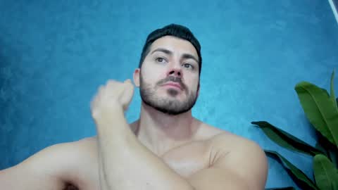 muscularmaster onlyfans online show from 4, 2, 2025