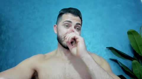 muscularmaster onlyfans online show from 17, 2, 2025