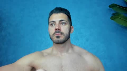 muscularmaster onlyfans online show from 17, 5, 2026