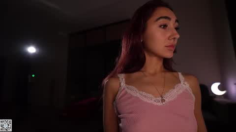 Snapshot of museleks chatting on 27, 4, 2026 Aleksa online show from 27, 4, 2026