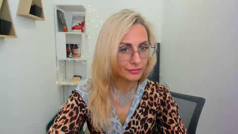 Diana online show from 27, 2, 2025