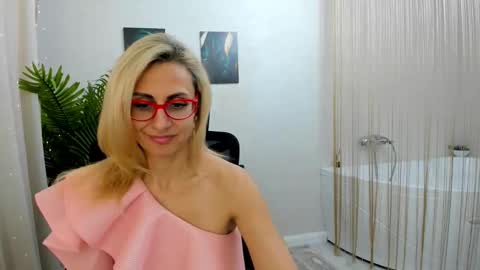 Diana online show from 2, 3, 2025