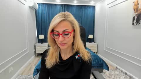 Diana online show from 12, 3, 2025