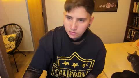 Snapshot of musicayluna chatting on 17, 3, 2026 VALENTINA Luna online show from 17, 3, 2026