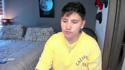 Snapshot of musicayluna chatting on 29, 3, 2026 VALENTINA Luna online show from 29, 3, 2026