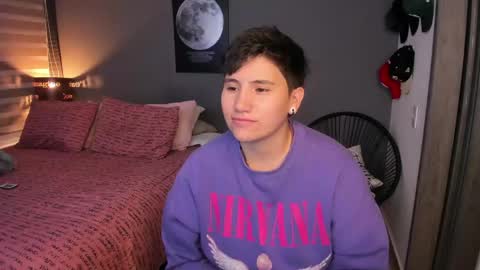 Snapshot of musicayluna chatting on 24, 4, 2026 VALENTINA Luna online show from 24, 4, 2026