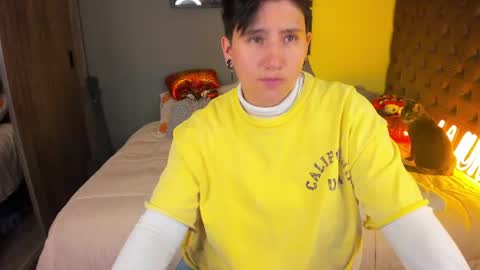 Snapshot of musicayluna chatting on 2, 7, 2026 VALENTINA Luna online show from 2, 7, 2026