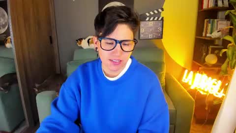 Snapshot of musicayluna chatting on 26, 7, 2026 VALENTINA Luna online show from 26, 7, 2026