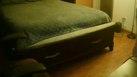 mustenjoyhead79 online show from 24, 11, 2025