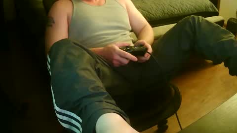 mustenjoyhead79 online show from 27, 11, 2025