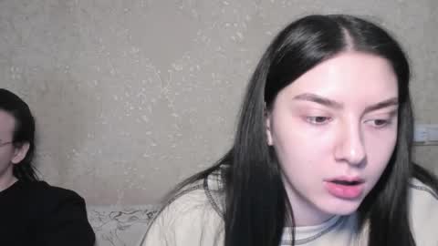 Snapshot of muuur_love chatting on 26, 4, 2026 cute couple online show from 26, 4, 2026