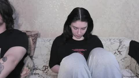 Snapshot of muuur_love chatting on 1, 5, 2026 cute couple online show from 1, 5, 2026