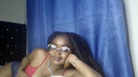 Snapshot of mwana69 chatting on 14, 5, 2026 mwana69 online show from 14, 5, 2026