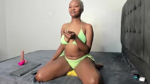 Snapshot of myah_love chatting on 23, 6, 2026 myah_love online show from 23, 6, 2026