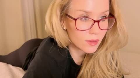 Mya-be Yours P online show from 14, 1, 2025