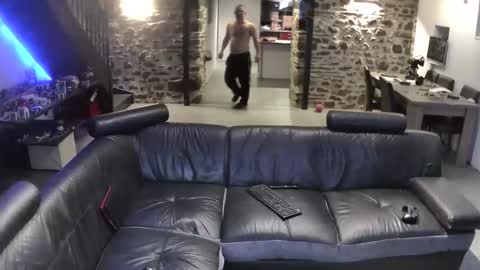 Snapshot of myckadow chatting on 22, 4, 2026 AlexSynopsis online show from 22, 4, 2026