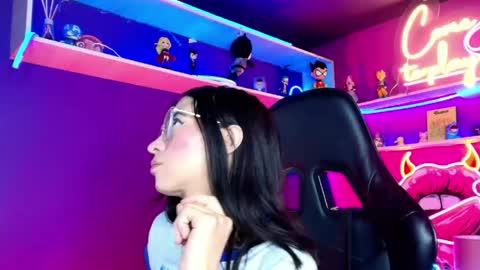 Snapshot of mycutiebabe chatting on 25, 3, 2026 Milly Cute online show from 25, 3, 2026