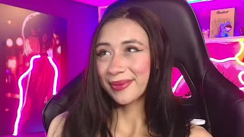 Snapshot of mycutiebabe chatting on 22, 4, 2026 Milly Cute online show from 22, 4, 2026